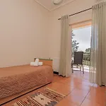 Efkaliptos 度假居 莱夫基米